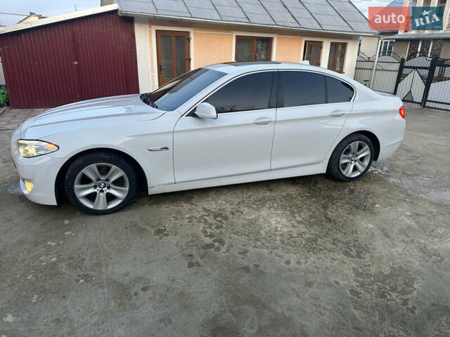 Білий БМВ 5 Серія, об'ємом двигуна 2 л та пробігом 287 тис. км за 10800 $, фото 1 на Automoto.ua