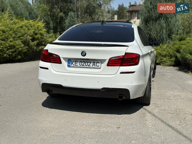Белый БМВ 5 Серия, объемом двигателя 2.99 л и пробегом 170 тыс. км за 17500 $, фото 5 на Automoto.ua