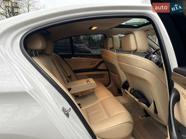 Білий БМВ 5 Серія, об'ємом двигуна 3 л та пробігом 223 тис. км за 11900 $, фото 42 на Automoto.ua