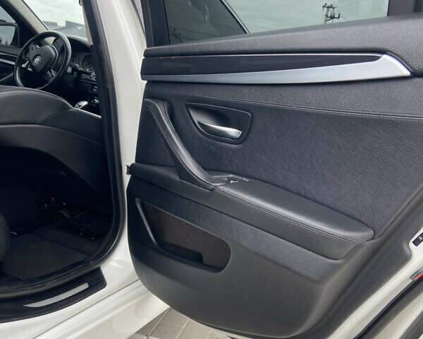 Білий БМВ 5 Серія, об'ємом двигуна 2 л та пробігом 171 тис. км за 13200 $, фото 14 на Automoto.ua