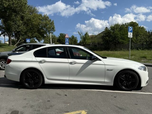 Белый БМВ 5 Серия, объемом двигателя 3 л и пробегом 220 тыс. км за 14999 $, фото 1 на Automoto.ua