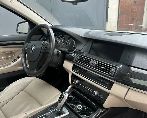 Белый БМВ 5 Серия, объемом двигателя 2.98 л и пробегом 245 тыс. км за 14000 $, фото 16 на Automoto.ua