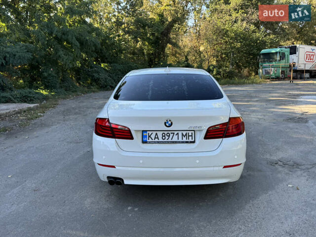 Белый БМВ 5 Серия, объемом двигателя 2 л и пробегом 180 тыс. км за 11300 $, фото 4 на Automoto.ua