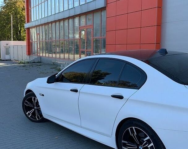 Білий БМВ 5 Серія, об'ємом двигуна 2.98 л та пробігом 215 тис. км за 12700 $, фото 12 на Automoto.ua