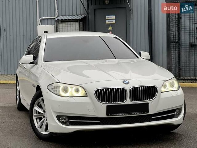 Білий БМВ 5 Серія, об'ємом двигуна 2 л та пробігом 183 тис. км за 13499 $, фото 4 на Automoto.ua