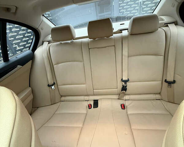 Белый БМВ 5 Серия, объемом двигателя 2 л и пробегом 231 тыс. км за 9500 $, фото 14 на Automoto.ua