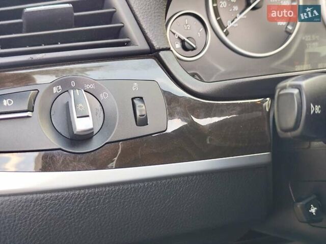 Білий БМВ 5 Серія, об'ємом двигуна 2 л та пробігом 288 тис. км за 11500 $, фото 30 на Automoto.ua