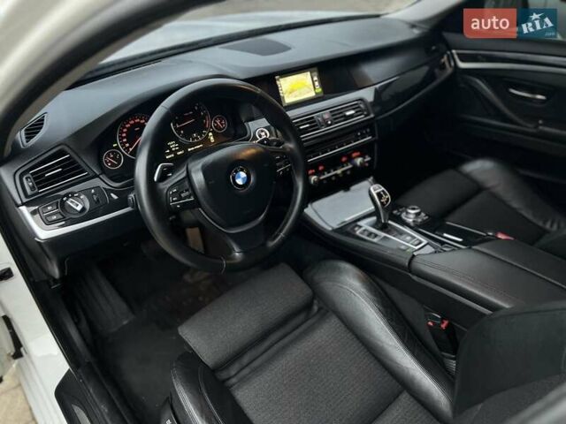 Білий БМВ 5 Серія, об'ємом двигуна 2 л та пробігом 183 тис. км за 13499 $, фото 25 на Automoto.ua