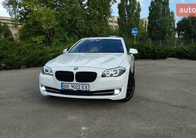 Белый БМВ 5 Серия, объемом двигателя 3 л и пробегом 290 тыс. км за 17500 $, фото 3 на Automoto.ua