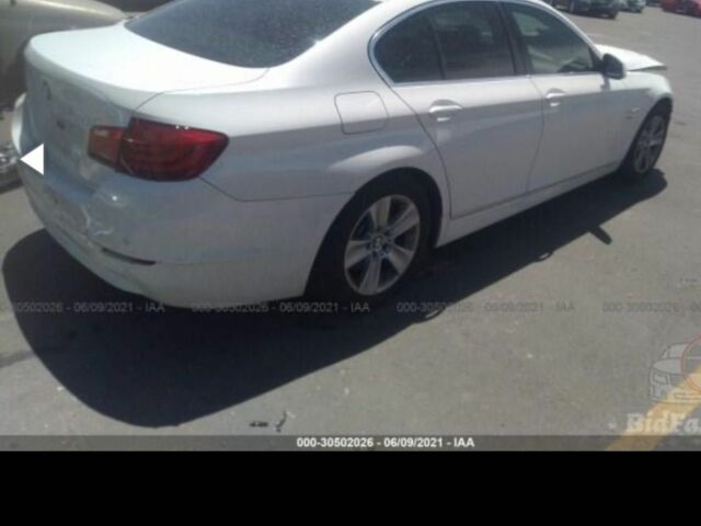 Белый БМВ 5 Серия, объемом двигателя 2 л и пробегом 200 тыс. км за 11800 $, фото 15 на Automoto.ua