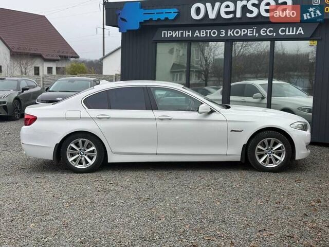 Білий БМВ 5 Серія, об'ємом двигуна 2 л та пробігом 151 тис. км за 12500 $, фото 10 на Automoto.ua