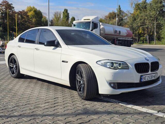 БМВ 5 Серия 2012 в Кривом Роге на Automoto.ua Белый БМВ 5 Серия, объемом двигателя 2 л и пробегом 180 тыс. км за 13500 $, фото 1 на Automoto.ua
