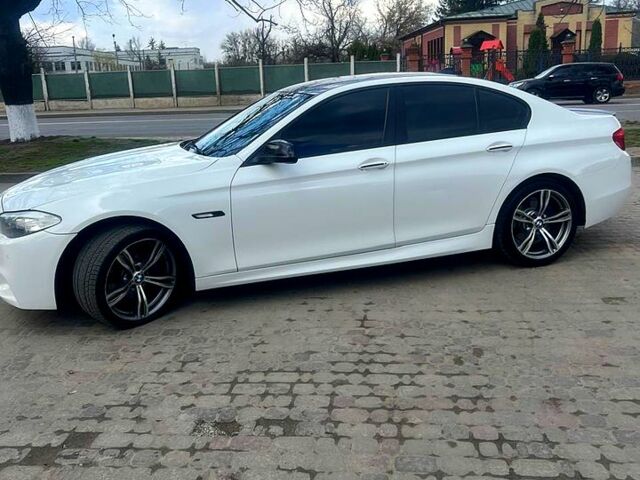 Белый БМВ 5 Серия, объемом двигателя 2 л и пробегом 240 тыс. км за 11299 $, фото 7 на Automoto.ua