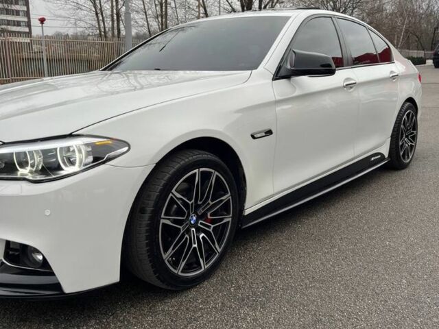 Білий БМВ 5 Серія, об'ємом двигуна 2 л та пробігом 165 тис. км за 15000 $, фото 1 на Automoto.ua