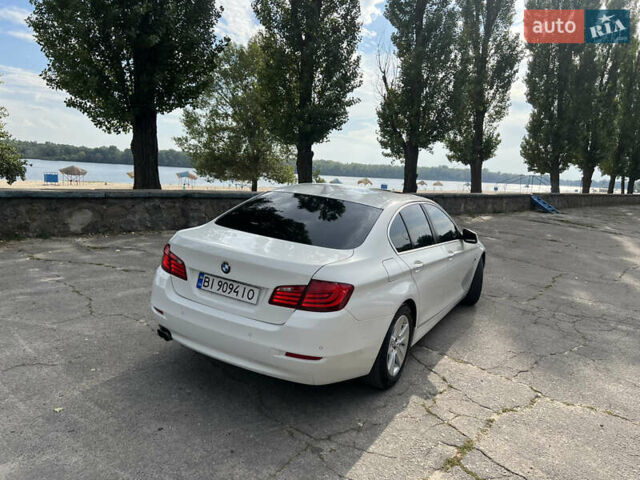 Білий БМВ 5 Серія, об'ємом двигуна 2 л та пробігом 201 тис. км за 14000 $, фото 11 на Automoto.ua