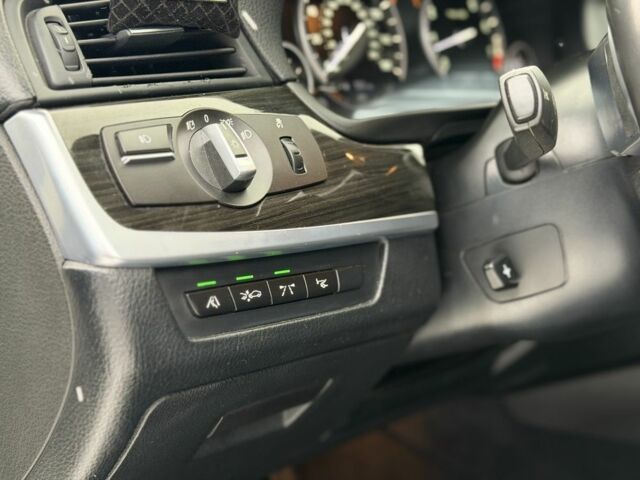 Белый БМВ 5 Серия, объемом двигателя 3 л и пробегом 218 тыс. км за 14500 $, фото 16 на Automoto.ua