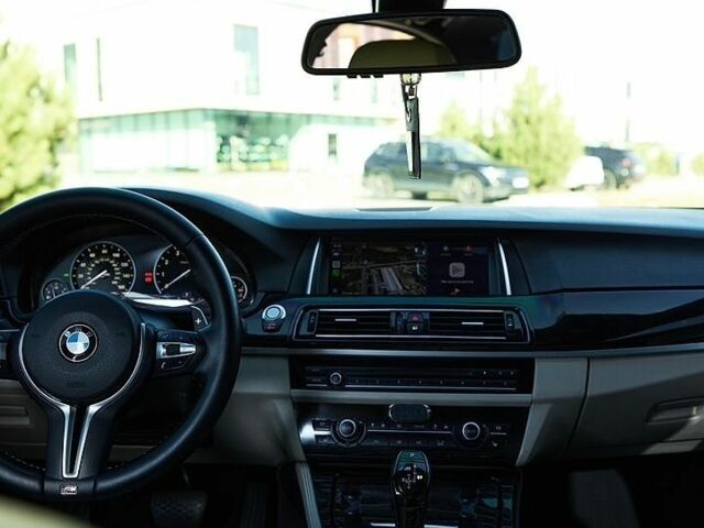 Білий БМВ 5 Серія, об'ємом двигуна 3 л та пробігом 216 тис. км за 13000 $, фото 30 на Automoto.ua