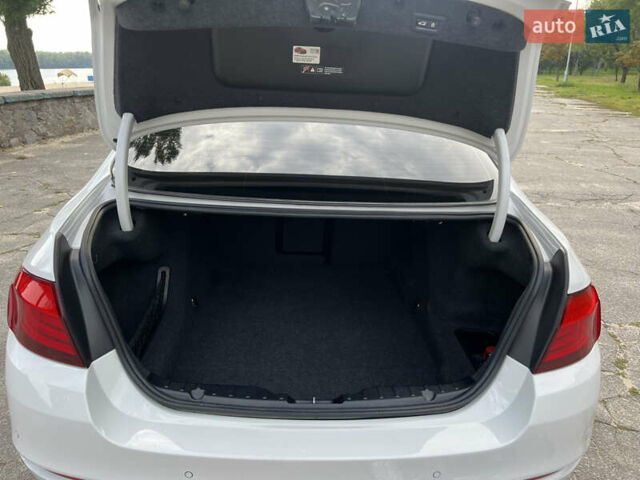 Білий БМВ 5 Серія, об'ємом двигуна 2 л та пробігом 201 тис. км за 14000 $, фото 57 на Automoto.ua