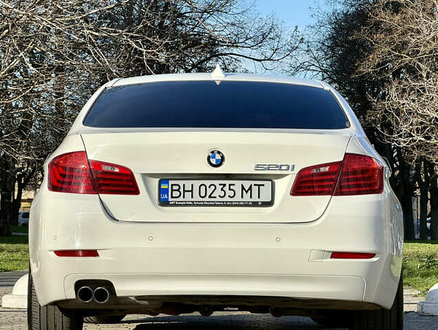 Білий БМВ 5 Серія, об'ємом двигуна 2 л та пробігом 105 тис. км за 14700 $, фото 22 на Automoto.ua