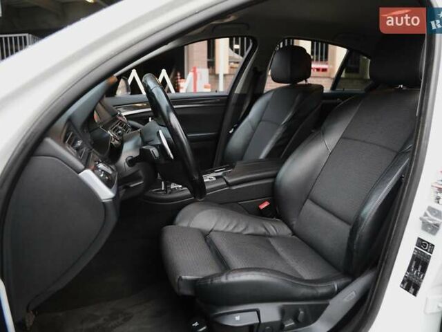 Белый БМВ 5 Серия, объемом двигателя 2 л и пробегом 240 тыс. км за 12000 $, фото 6 на Automoto.ua