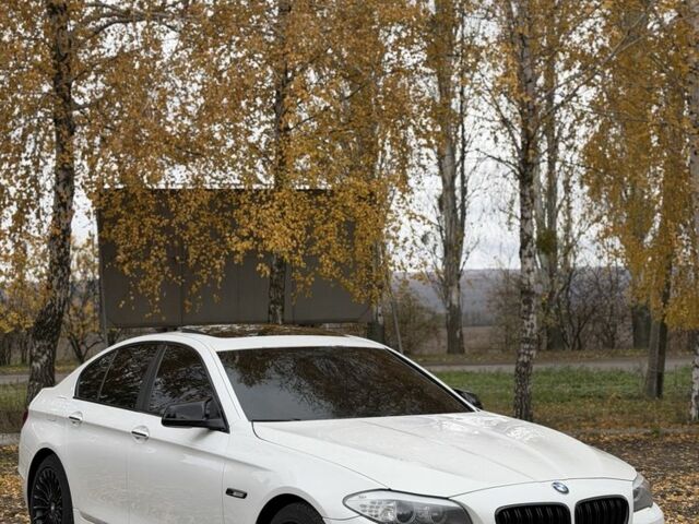 Білий БМВ 5 Серія, об'ємом двигуна 2 л та пробігом 240 тис. км за 13900 $, фото 1 на Automoto.ua