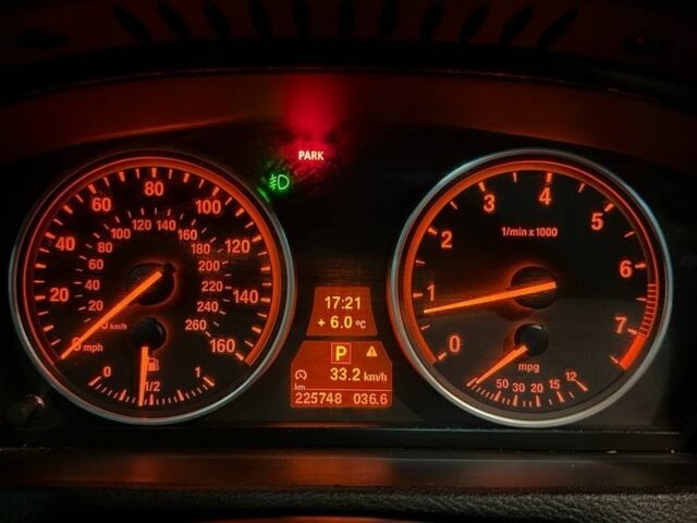 Білий БМВ 5 Серія, об'ємом двигуна 3 л та пробігом 226 тис. км за 16999 $, фото 20 на Automoto.ua