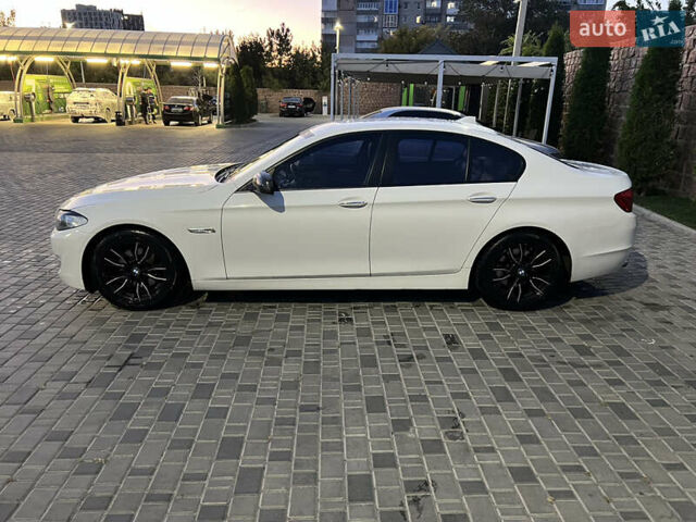 Белый БМВ 5 Серия, объемом двигателя 2 л и пробегом 270 тыс. км за 11500 $, фото 8 на Automoto.ua