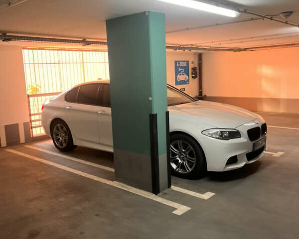 Белый БМВ 5 Серия, объемом двигателя 2 л и пробегом 347 тыс. км за 15129 $, фото 1 на Automoto.ua