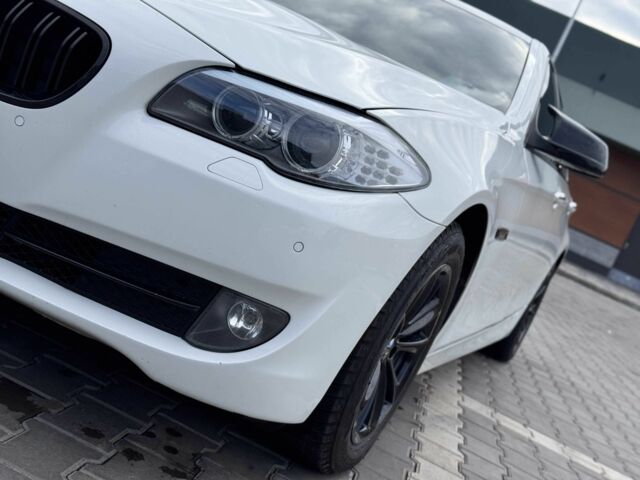 Белый БМВ 5 Серия, объемом двигателя 2 л и пробегом 180 тыс. км за 13300 $, фото 14 на Automoto.ua