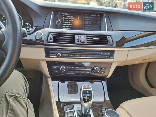 Белый БМВ 5 Серия, объемом двигателя 2.99 л и пробегом 150 тыс. км за 21000 $, фото 7 на Automoto.ua