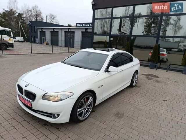 Белый БМВ 5 Серия, объемом двигателя 2 л и пробегом 223 тыс. км за 11350 $, фото 9 на Automoto.ua
