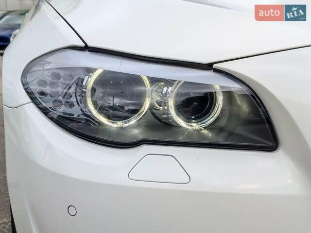 Білий БМВ 5 Серія, об'ємом двигуна 2 л та пробігом 213 тис. км за 13790 $, фото 1 на Automoto.ua