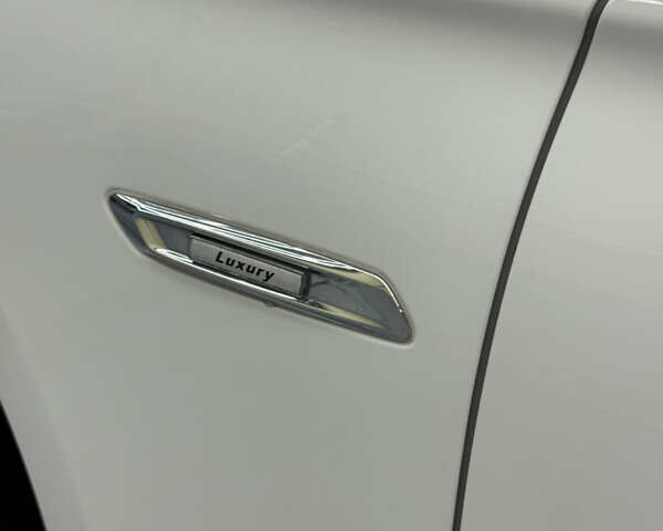 Білий БМВ 5 Серія, об'ємом двигуна 2 л та пробігом 220 тис. км за 14500 $, фото 10 на Automoto.ua