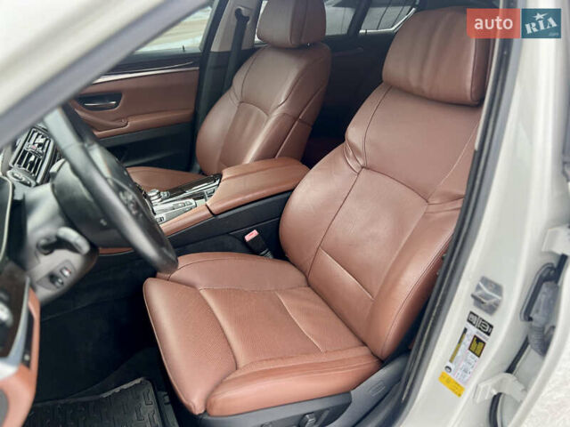 Білий БМВ 5 Серія, об'ємом двигуна 2 л та пробігом 167 тис. км за 12999 $, фото 24 на Automoto.ua