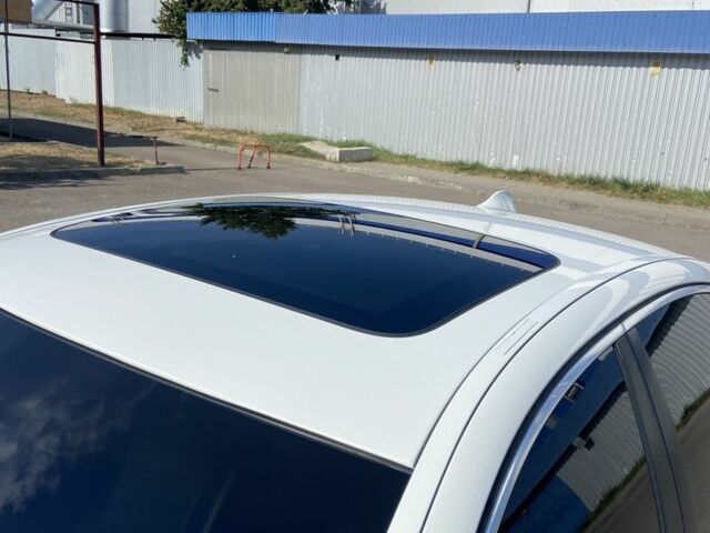 Белый БМВ 5 Серия, объемом двигателя 2 л и пробегом 158 тыс. км за 12500 $, фото 21 на Automoto.ua