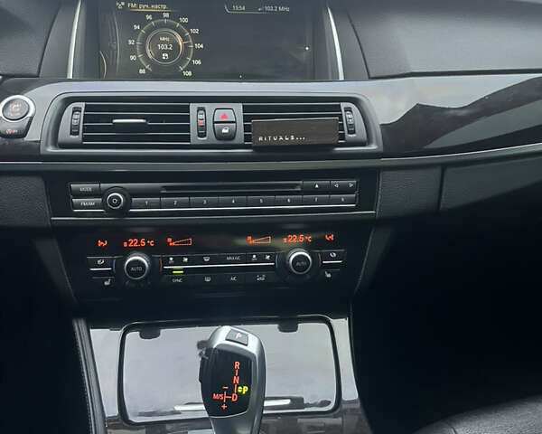 Белый БМВ 5 Серия, объемом двигателя 3 л и пробегом 198 тыс. км за 17500 $, фото 11 на Automoto.ua