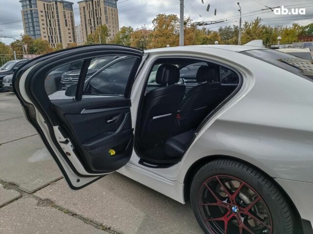 Белый БМВ 5 Серия, объемом двигателя 2 л и пробегом 213 тыс. км за 13740 $, фото 14 на Automoto.ua