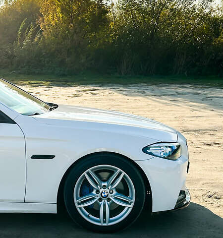 Белый БМВ 5 Серия, объемом двигателя 2.99 л и пробегом 262 тыс. км за 16100 $, фото 4 на Automoto.ua