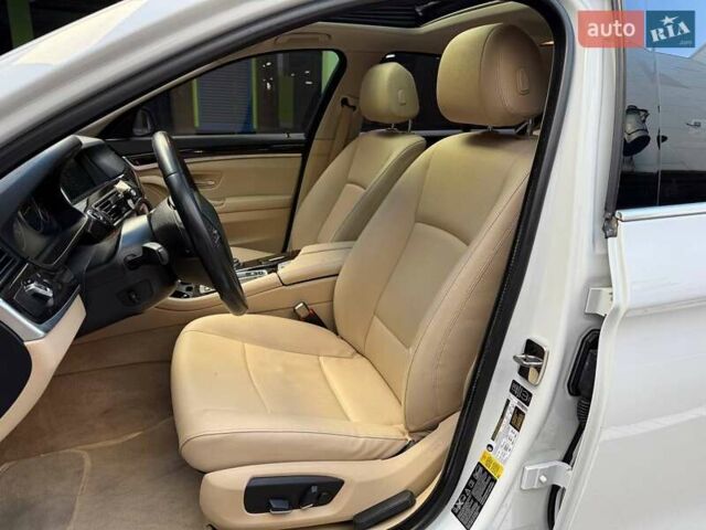 Білий БМВ 5 Серія, об'ємом двигуна 2 л та пробігом 215 тис. км за 14490 $, фото 7 на Automoto.ua