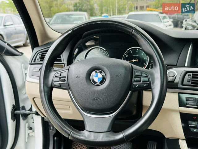 Белый БМВ 5 Серия, объемом двигателя 2 л и пробегом 161 тыс. км за 17000 $, фото 19 на Automoto.ua