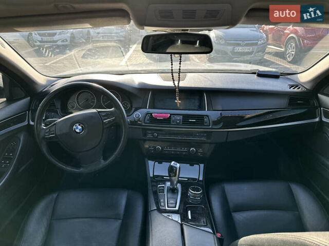 Белый БМВ 5 Серия, объемом двигателя 2.98 л и пробегом 157 тыс. км за 12500 $, фото 12 на Automoto.ua