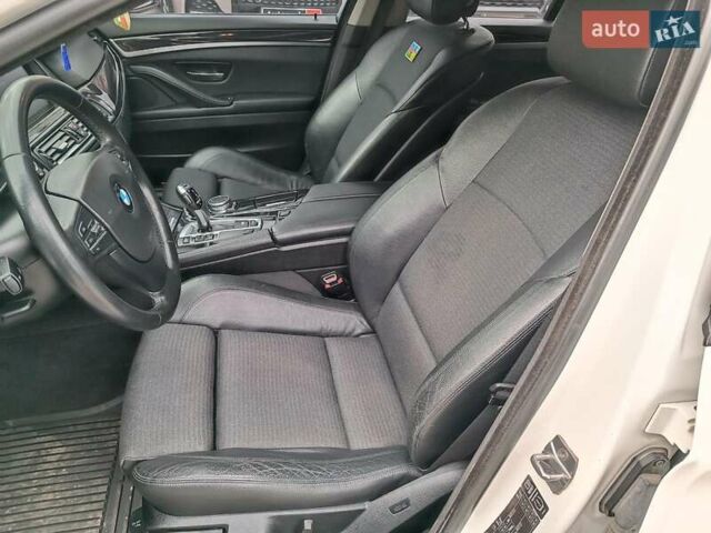 Білий БМВ 5 Серія, об'ємом двигуна 2 л та пробігом 213 тис. км за 13790 $, фото 22 на Automoto.ua