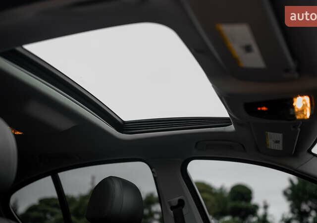 Белый БМВ 5 Серия, объемом двигателя 2 л и пробегом 282 тыс. км за 17500 $, фото 36 на Automoto.ua