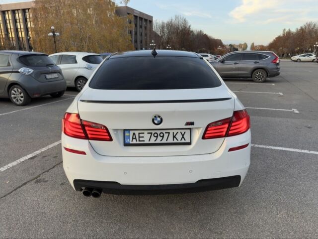 БМВ 5 Серия 2013 в Кривом Роге на Automoto.ua Белый БМВ 5 Серия, объемом двигателя 2 л и пробегом 260 тыс. км за 13500 $, фото 11 на Automoto.ua