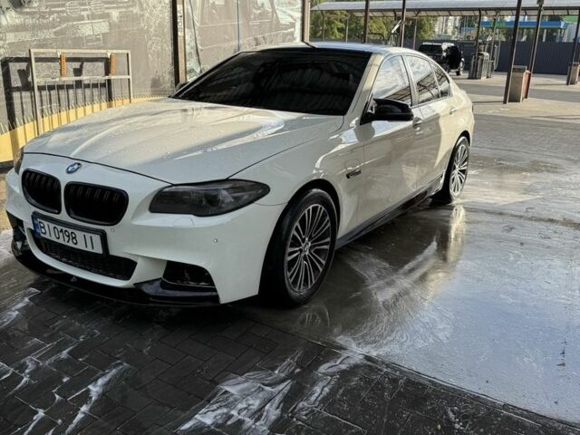 Білий БМВ 5 Серія, об'ємом двигуна 3 л та пробігом 145 тис. км за 14999 $, фото 2 на Automoto.ua