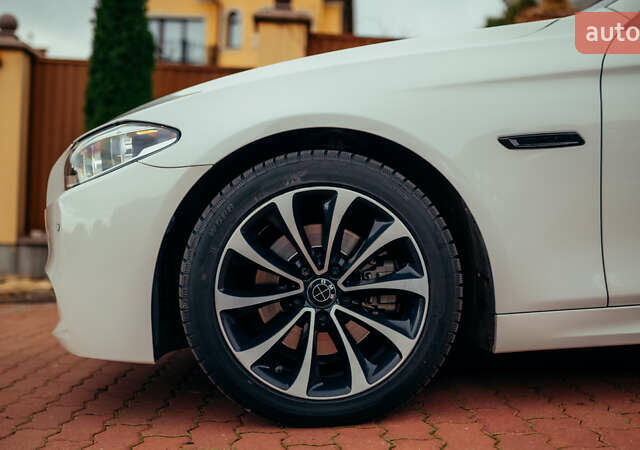 Белый БМВ 5 Серия, объемом двигателя 2 л и пробегом 282 тыс. км за 17500 $, фото 10 на Automoto.ua