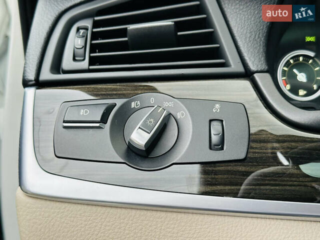 Белый БМВ 5 Серия, объемом двигателя 2 л и пробегом 161 тыс. км за 17000 $, фото 30 на Automoto.ua
