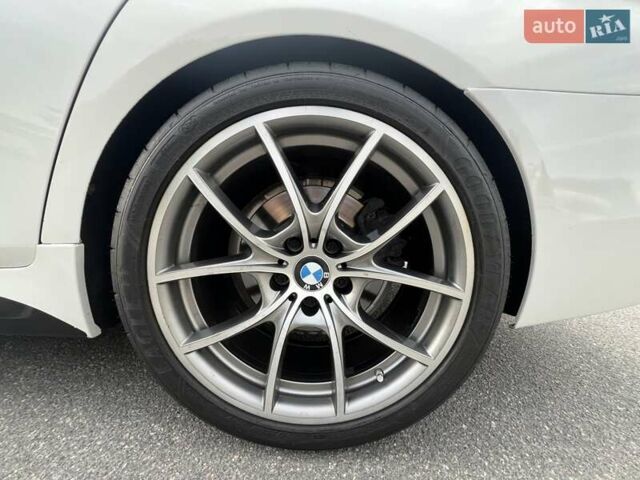 Білий БМВ 5 Серія, об'ємом двигуна 2.98 л та пробігом 234 тис. км за 17000 $, фото 21 на Automoto.ua