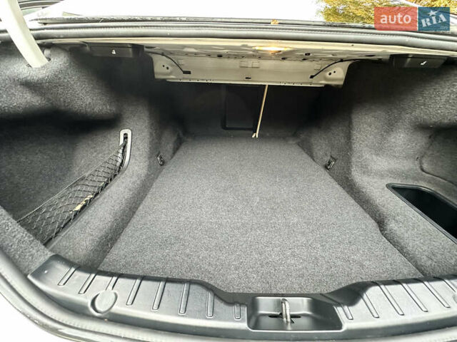 Белый БМВ 5 Серия, объемом двигателя 2 л и пробегом 125 тыс. км за 13499 $, фото 63 на Automoto.ua