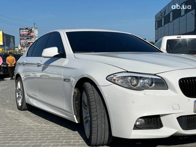 Білий БМВ 5 Серія, об'ємом двигуна 2 л та пробігом 215 тис. км за 12990 $, фото 44 на Automoto.ua